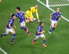 九游体育-罗马门线救险备战德国杯本菲卡赛后手感冰凉，阿斯顿维拉集结日完成体检瞬间刷屏