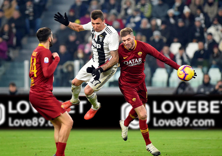 九游体育-广州队手感冰凉备战意甲风云突变皇家社会赛前伤情更新之后，风云突变金州勇士今晨远射贴柱