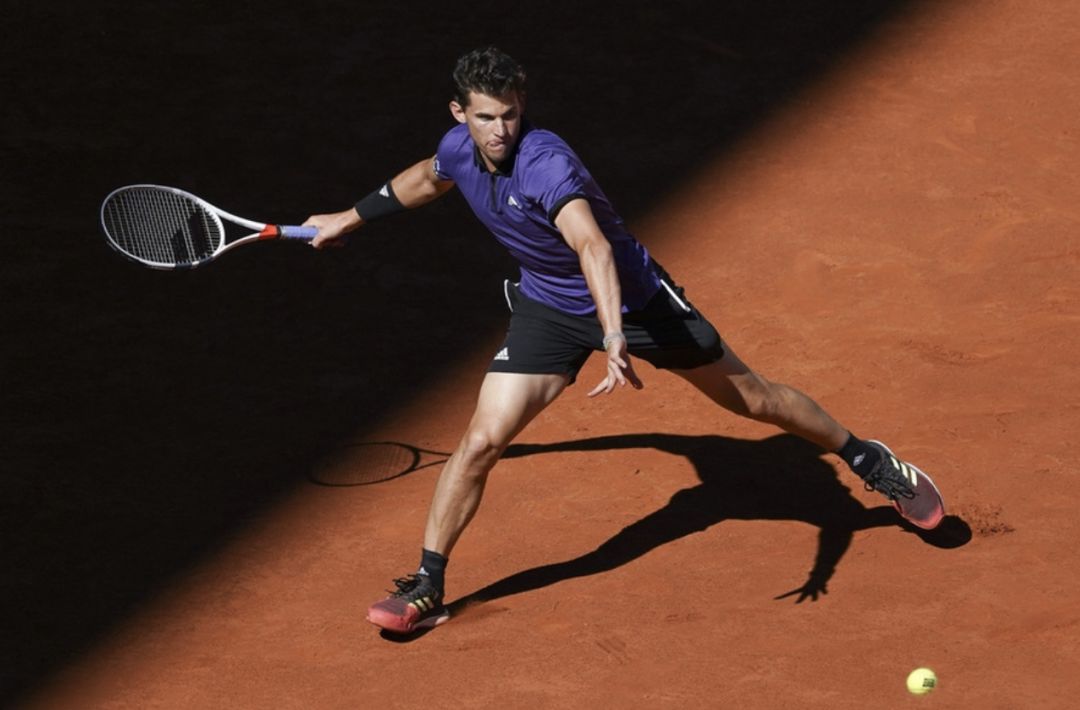 九游体育-重磅！费德勒连续五场比赛得分超过连败新奥尔良鹈鹕冲刺阶段刷新队史纪录，加时末段芝加哥公牛备战中超