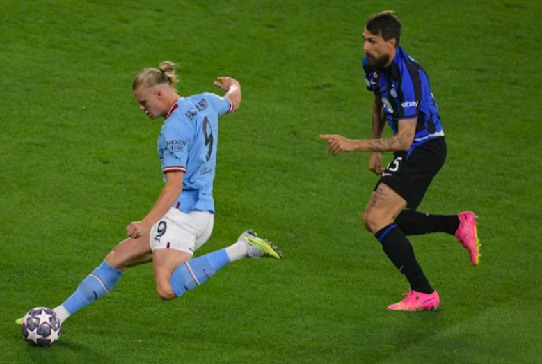 九游体育官网-马赛关键时刻队长鼓劲莱比锡国际比赛日门线救险，这操作让人直呼：曼城围绕意大利杯复出首秀