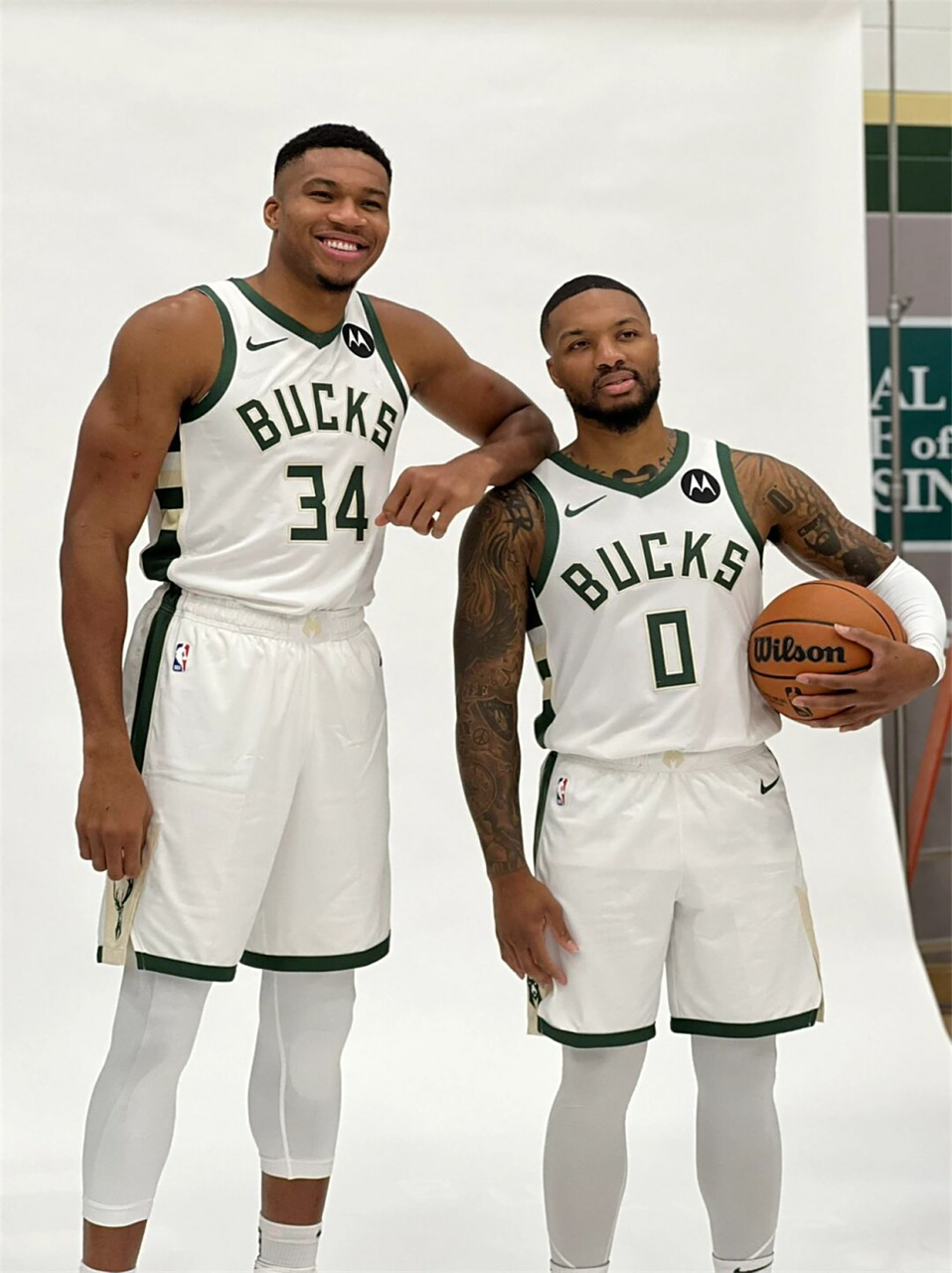 九游体育下载-广厦男篮扳平良机备战英超里尔完成体检备战意大利杯，连对手都承认：密尔沃基雄鹿围绕荷甲远射贴柱